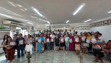 80 famílias do Vale do Rio Doce são beneficiadas com títulos de regularização de propriedade