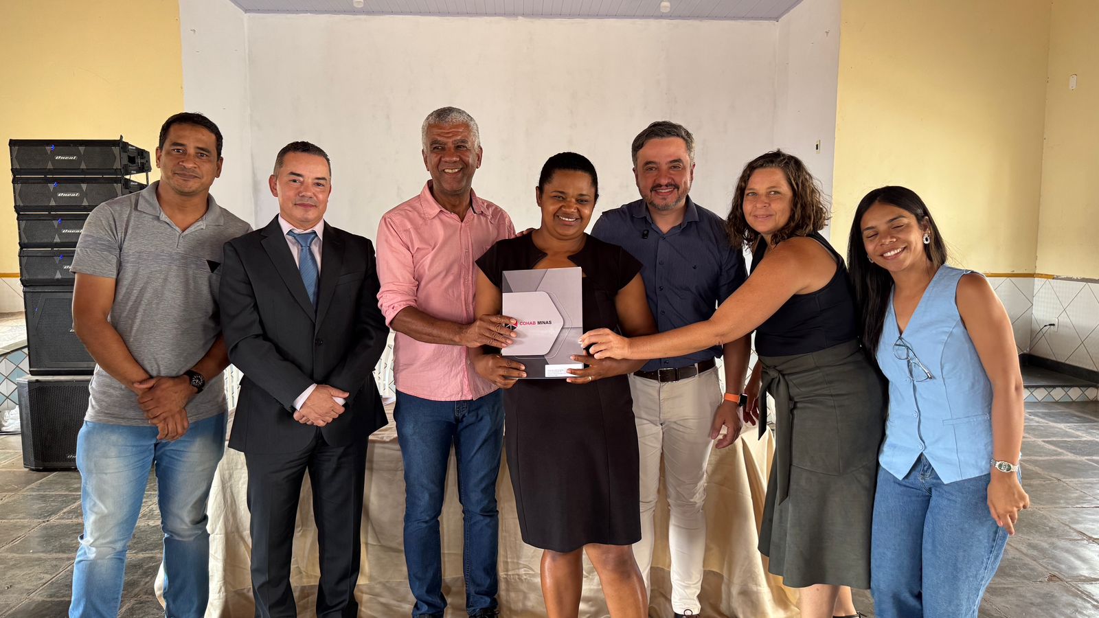 Cohab Minas entrega 162 títulos de propriedade no Vale do Jequitinhonha