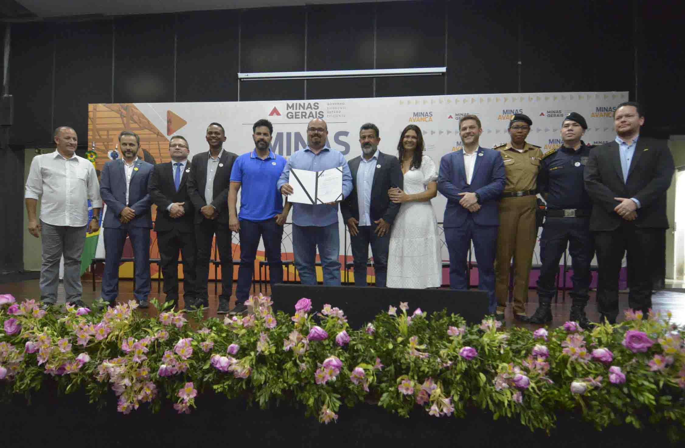 Estado beneficia milhares de moradores dos CH´s Palmital e Cristina com cessão de imóvel da Cohab Minas à Prefeitura de Santa Luzia