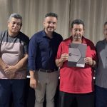 Minas Gerais avança na regularização fundiária com entrega de 100 escrituras para famílias no Triângulo Mineiro