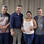 Minas Gerais avança na regularização fundiária com entrega de 100 escrituras para famílias no Triângulo Mineiro