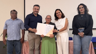 Minas Gerais avança na regularização fundiária com entrega de 100 escrituras para famílias no Triângulo Mineiro