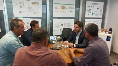 Quinta-feira de muito trabalho na Cohab Minas